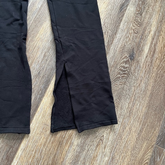 Fabletics Cloud Seamless High Waisted Split Flare (s) - Picture 5 of 10